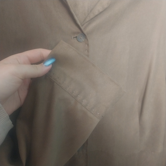 August Max Woman faux suede button up 1970s top - Picture 6 of 15